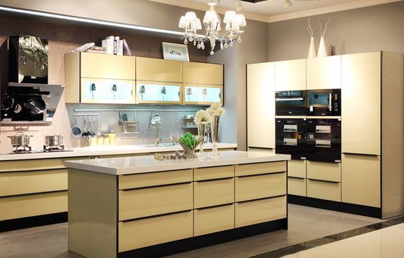 國外品牌虎視眈眈 櫥柜企業(yè)最忌“閉門造車”.jpg