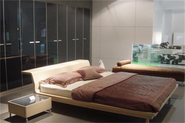 中小品牌無奈撤場 衣柜品牌建設重要性凸顯