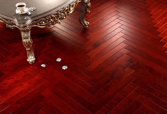 選購地板產品中 質量不能只看標識.jpg