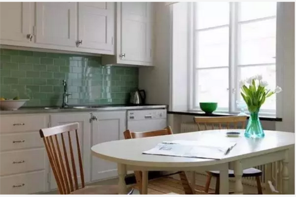 柏高地板玩轉簡約，溫暖百搭