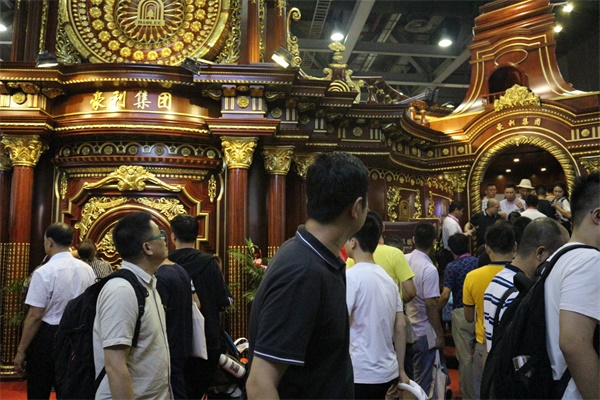 家居賣場(chǎng)之戰(zhàn),從高速擴(kuò)張到加快創(chuàng)新