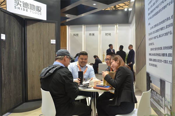 實德板材新產品交流會盛大啟幕